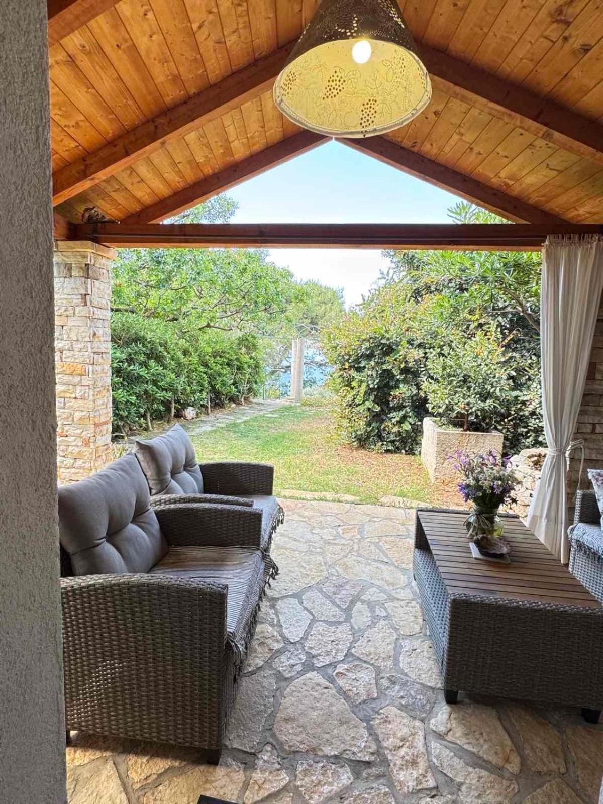House Dobrila Vila Igrane Exterior foto