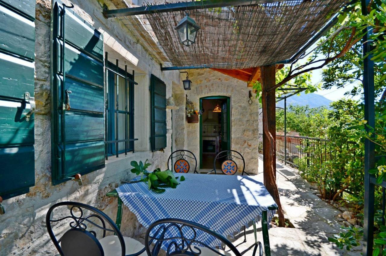 House Dobrila Vila Igrane Exterior foto